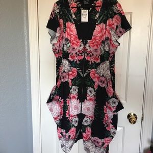 New City Chic dress with pockets
